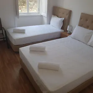  Hostal Just